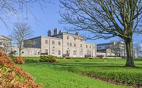 9 Admiralty House Stunning Luxury Apartment With Free Parking