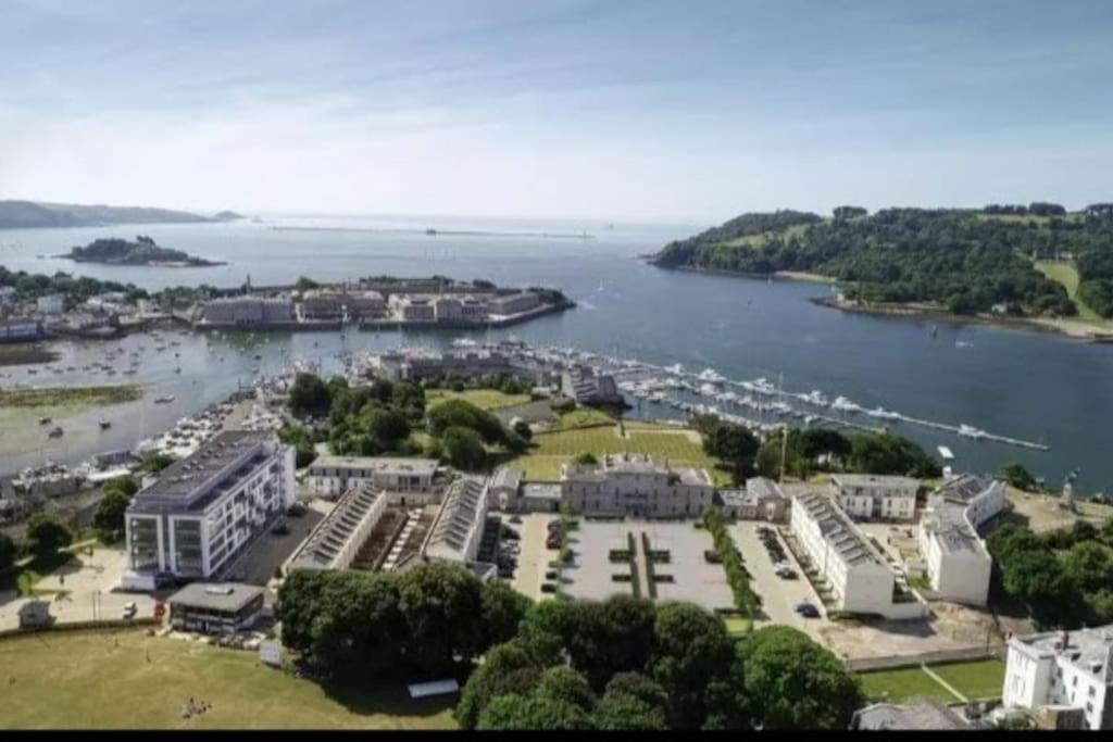 9 Admiralty House Stunning Luxury Apartment With Free Parking Plymouth Exterior photo